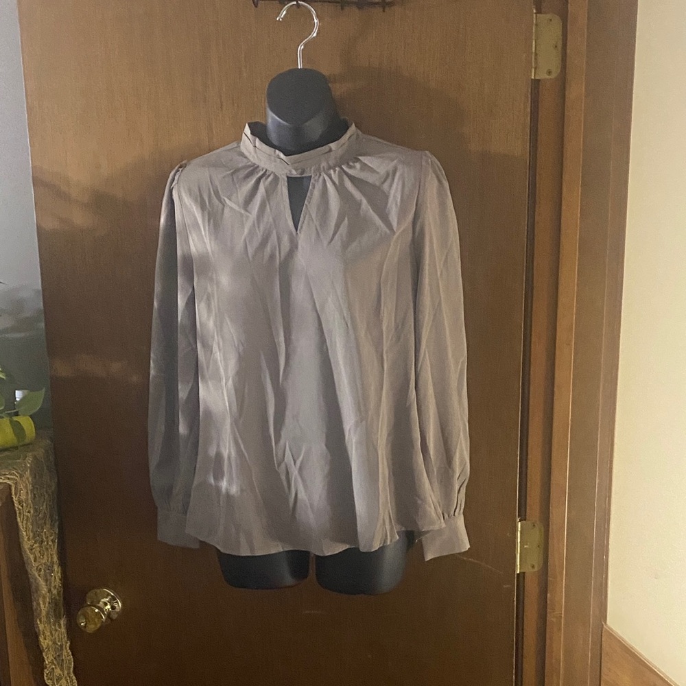 Allegra K Women’s Long Sleeve Mock Neck Blouse – Gray – Size S – New With Tag